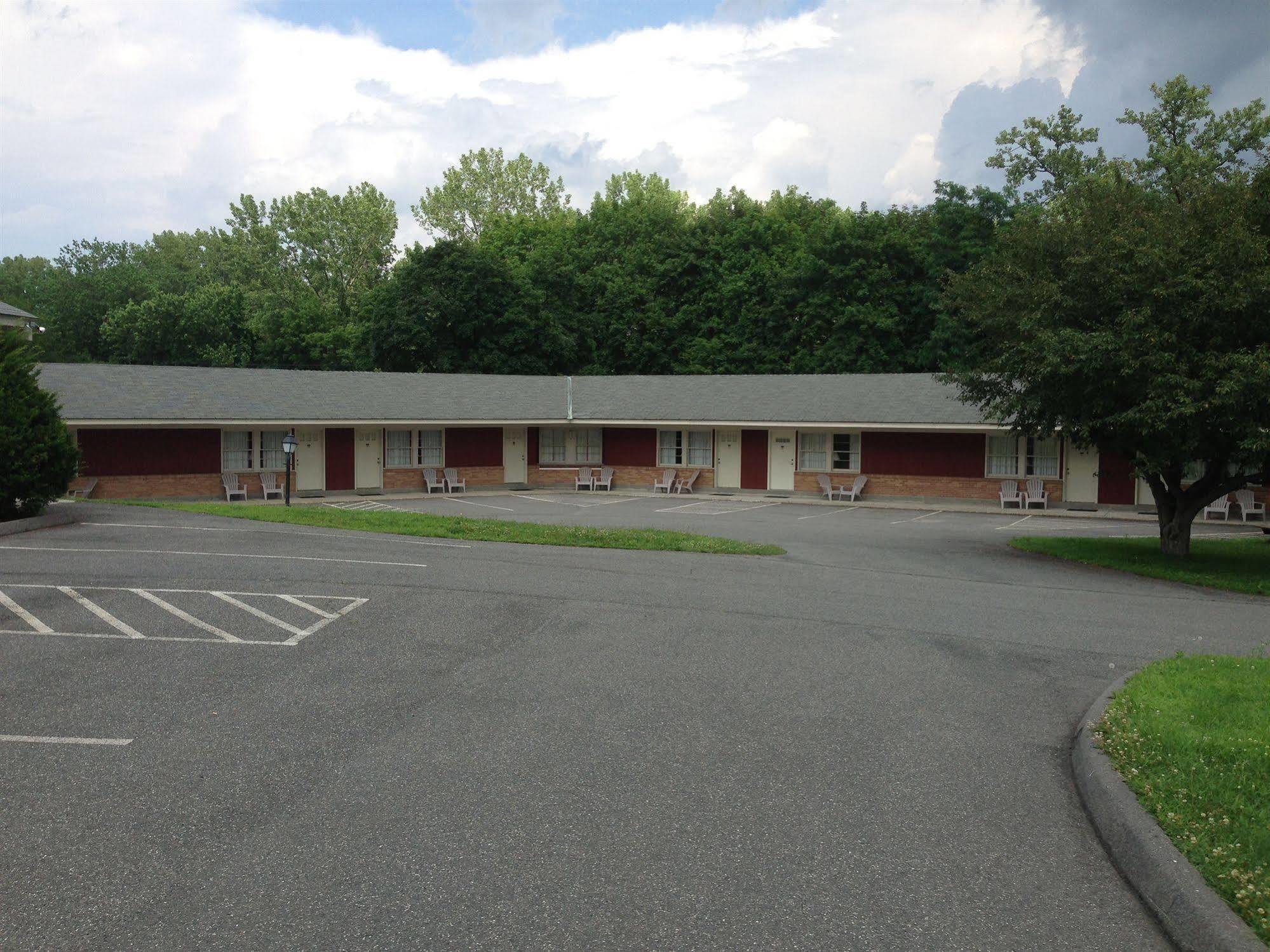 Berkshire Inn Pittsfield Eksteriør bilde