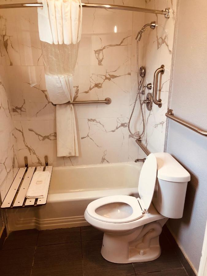 Berkshire Inn Pittsfield Eksteriør bilde
